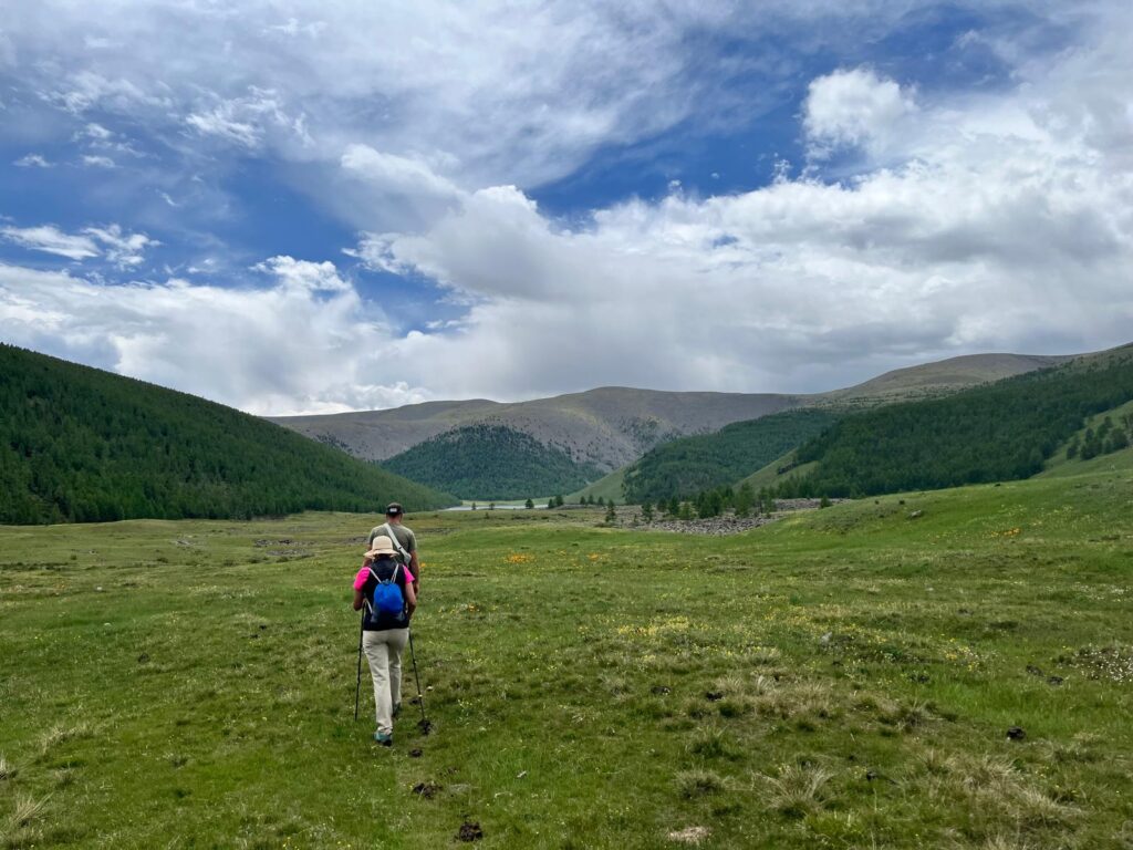 trekking pedestre francais touriste region 8 lacs